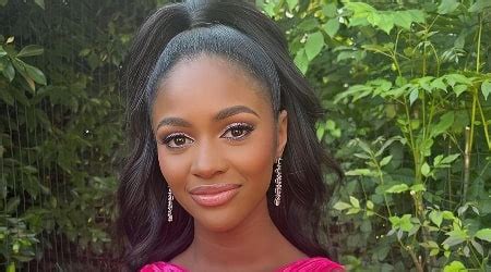 Charity Lawson Height, Weight, Age, Boyfriend, Biography.